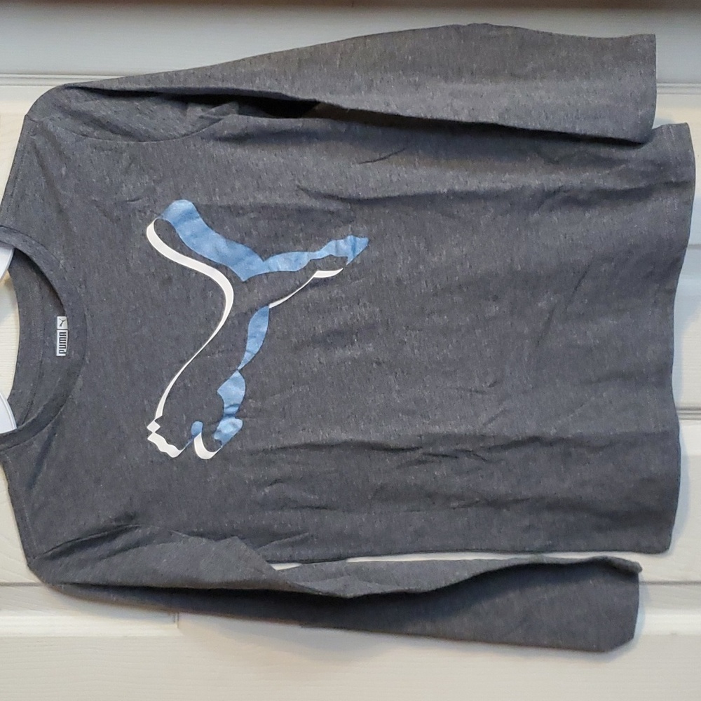 Puma long sleeve t-shirt youth medium